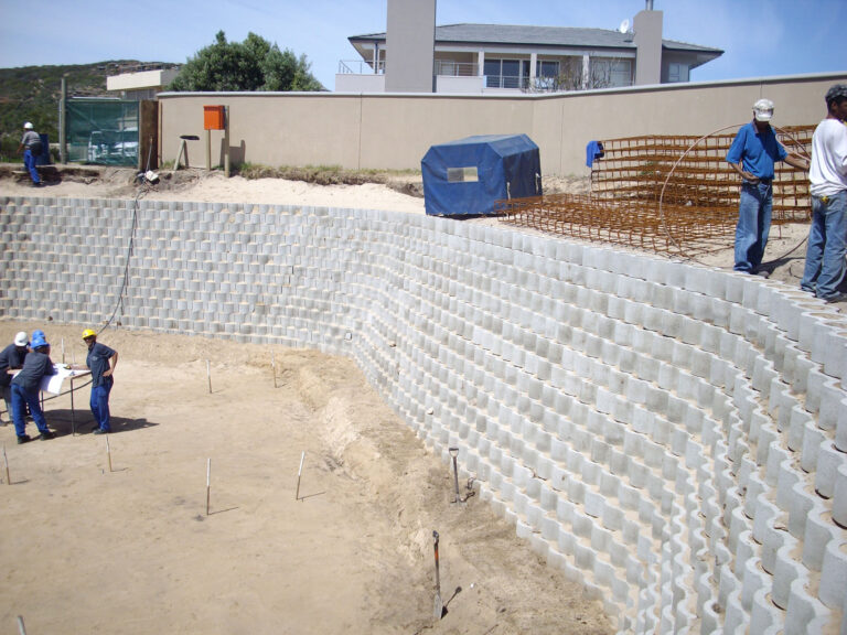 GreenLock R12, S12 and V12 Retaining Wall Blocks – Green Lock